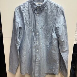 Uniqlo Light Blue Casual Button Down Shirt